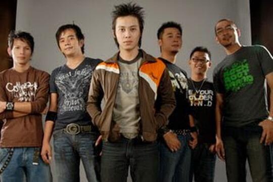 7 Vokalis Dari Ajang Pencari Bakat Yang Sekarang Tenar Dengan Bandnya