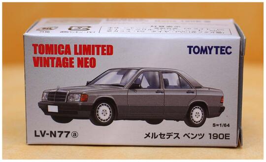 Terjual jual tomica limited vintage neo mercedes 190 E silver dan