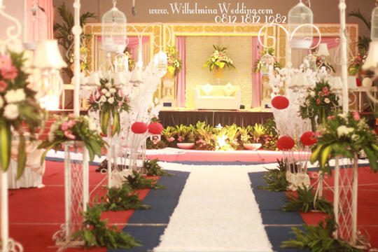Karpet Mawar Rose Petal Putih Untuk Wedding