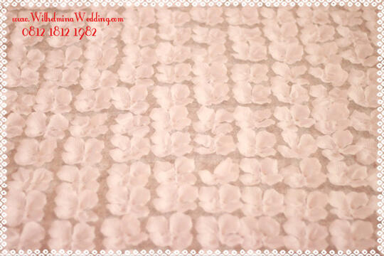 Karpet Mawar Rose Petal Putih Untuk Wedding
