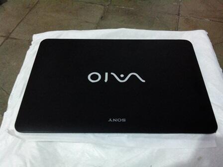 Laptop SONY VAIO SVF14416SGB 