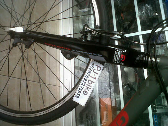 Terjual mtb GIANT escaper | KASKUS