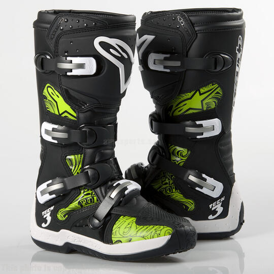 harga sepatu cross alpinestar tech 3