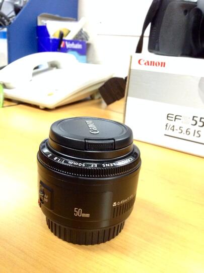 Jual Canon EOS 550 D + kit + canon 50mm + tele canon 55-250 IS