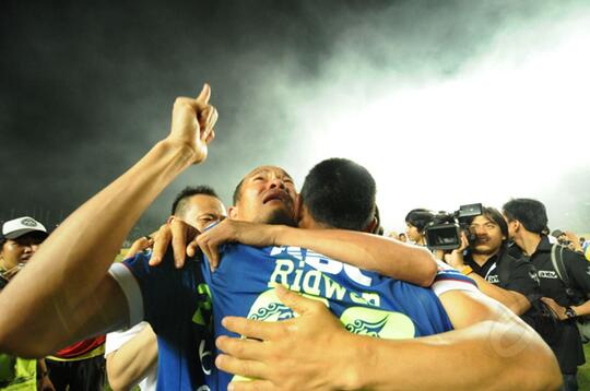 Akhirnya PERSIB Juara ISL 2014, dan "Dia" Harusnya Nikah Dengan Monyet