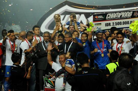 Akhirnya PERSIB Juara ISL 2014, dan "Dia" Harusnya Nikah Dengan Monyet
