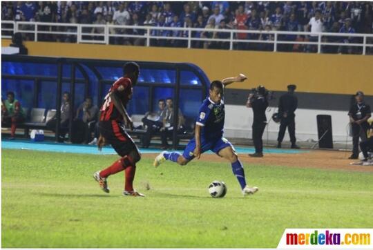 Akhirnya PERSIB Juara ISL 2014, dan "Dia" Harusnya Nikah Dengan Monyet