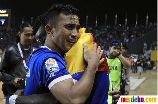 Akhirnya PERSIB Juara ISL 2014, dan "Dia" Harusnya Nikah Dengan Monyet
