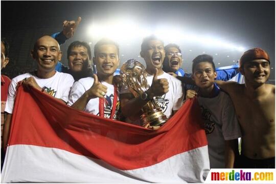 Akhirnya PERSIB Juara ISL 2014, dan "Dia" Harusnya Nikah Dengan Monyet