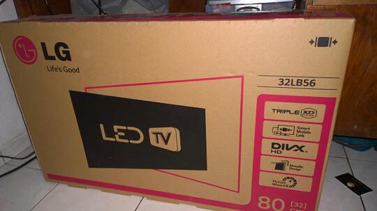 J> LED 32lb56 BNIB belum pernah dibuka
