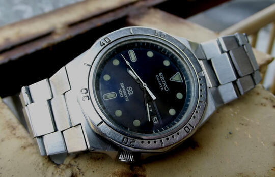 SEIKO SPORT QUARTZ Cal. 7546 
