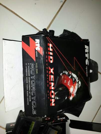 WTS HID RTC SYSTEM 6000K WITH BALLAST Eks Vario125 Bulan Sept 2014