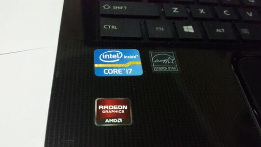 NOTEBOOK/LAPTOP GAMING TOSHIBA L840 i7 8G 1T AMD RADEON MURAH KEREN