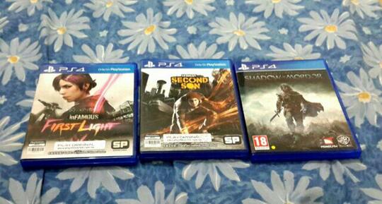 jual BD Original PS4 * Mint condition only *