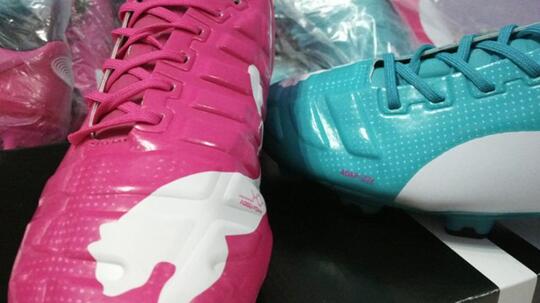 puma tricks pink and blue