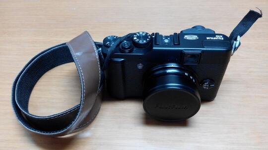 FUJI FILM X-10 KONDISI MEMUASKAN !! | DIJAMIN GANTENG!