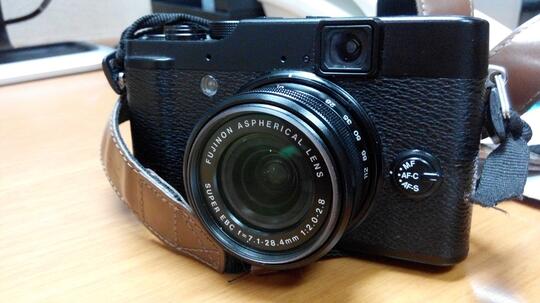 FUJI FILM X-10 KONDISI MEMUASKAN !! | DIJAMIN GANTENG!