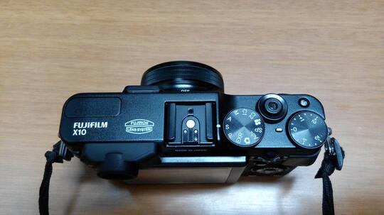 FUJI FILM X-10 KONDISI MEMUASKAN !! | DIJAMIN GANTENG!