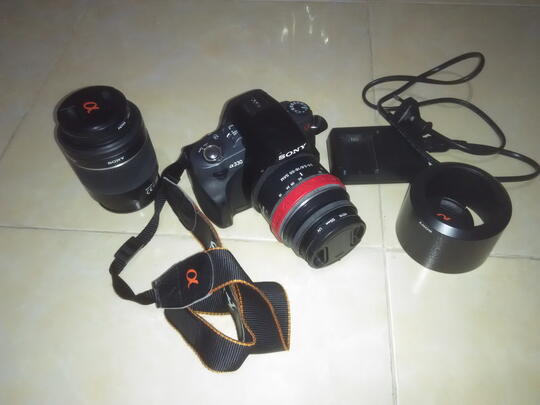 DIJUAL DSLR Sony A330 + 18 - 55 MM & 55 - 200 MM
