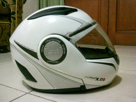 Jual Helm GIVI XPS 09 white - Like New