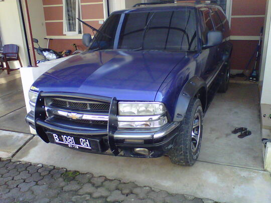 Opel Blazer DOHC LT 97 Ganteng