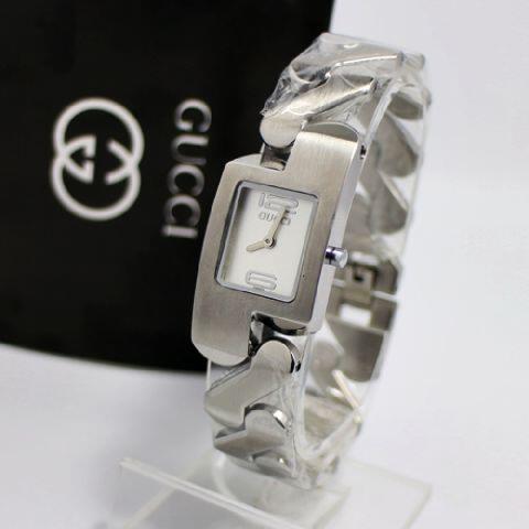 G-SHOCK,gucci,casio dll 