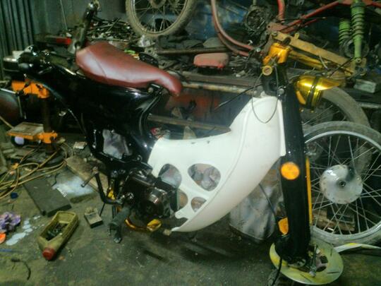 KK Motor Sport Menerima jasa modif,Drag,Supermotto,Japstyle,Cafe Racer,
