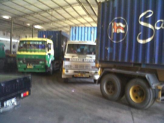 [DISKUSI] TENTANG USAHA TRUK TRAILER / TRUCKING CONTAINER