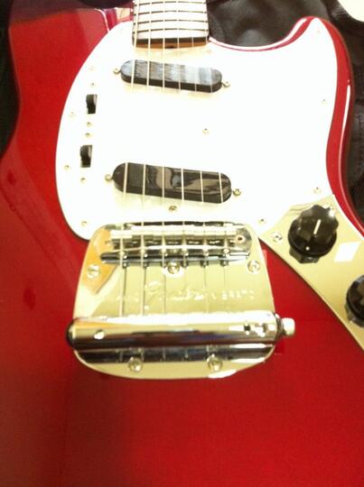 fender mustang mg69