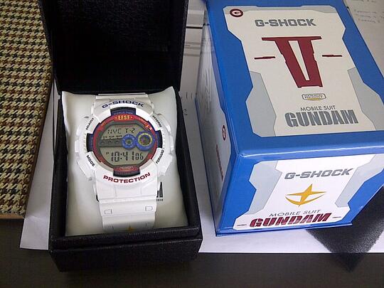 Casio G-Shock Gundam 35th anniversary GD 100 RX-78 Mobile Suit