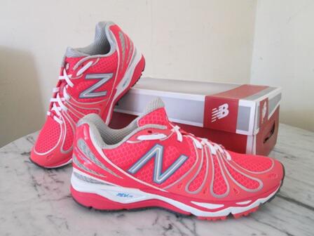 Terjual SEPATU FUTSAL, SEPATU RUNNING, JERSEY SEMUA 