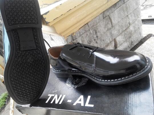 Jual Cepet Sepatu PDH TNI AL Uk.41, hitam mengkilap