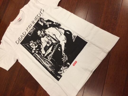 Terjual Supreme x Dead Kennedys t-shirt 