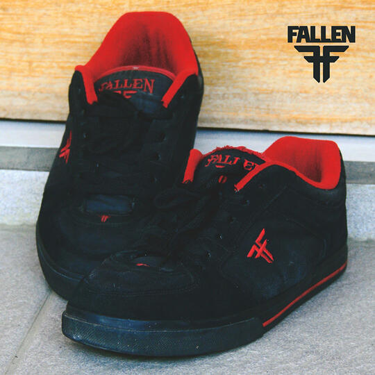 fallen shoes 2018