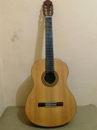 DIJUAL GITAR YAMAHA CLASSIC C 315