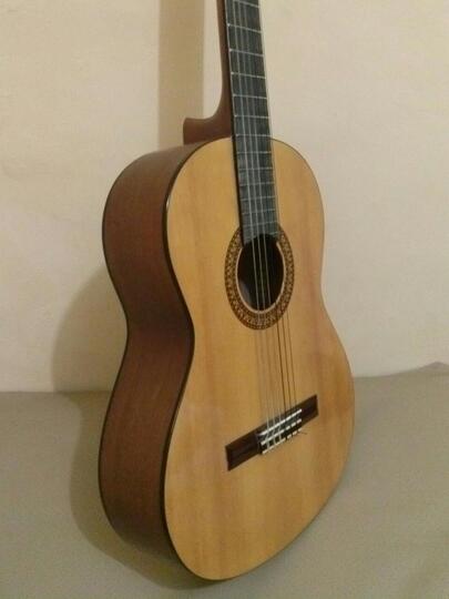 DIJUAL GITAR YAMAHA CLASSIC C 315
