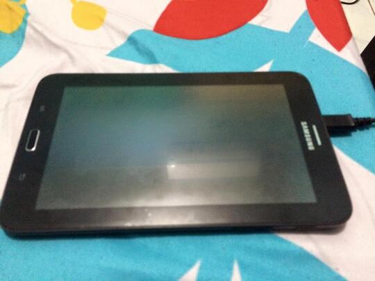 GALAXY TAB 3 3G WIFI, SECOND LIKE NEW!
