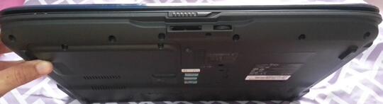 JUAL Notebook Acer Aspire 4530 RAM 2GB Dual Core RM-74 96% Mulusss