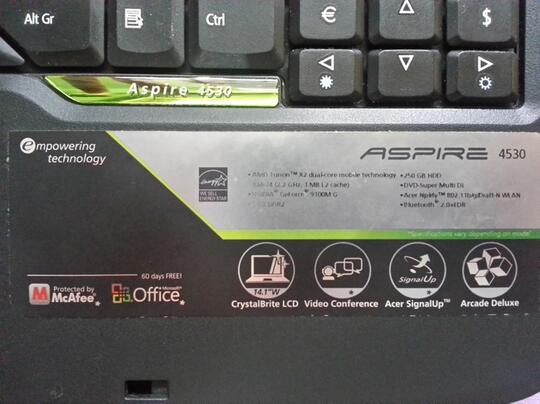 JUAL Notebook Acer Aspire 4530 RAM 2GB Dual Core RM-74 96% Mulusss