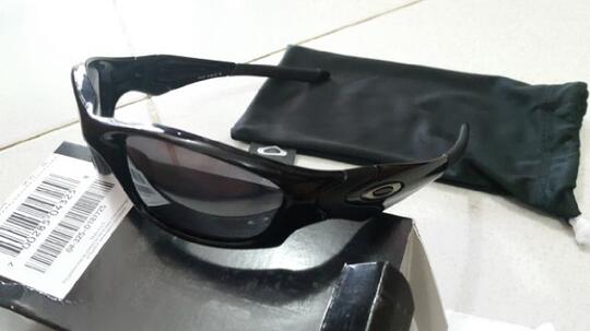 Kacamata OAKLEY STRAIGHT JACKET 