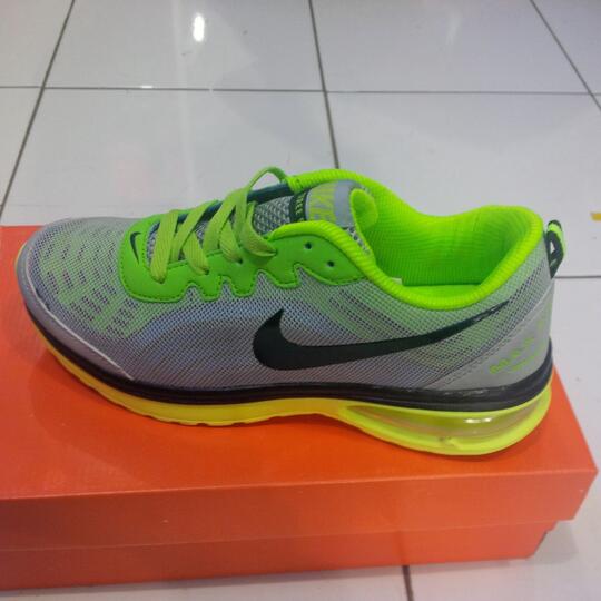 SEPATU NIKE AIR MAX GRADE ORI BERKUALITAS DENGAN HARGA BISA DIATUR LAH