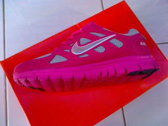 SEPATU NIKE AIR MAX GRADE ORI BERKUALITAS DENGAN HARGA BISA DIATUR LAH
