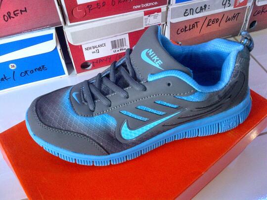 SEPATU NIKE AIR MAX GRADE ORI BERKUALITAS DENGAN HARGA BISA DIATUR LAH