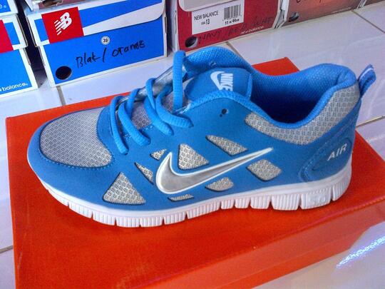 SEPATU NIKE AIR MAX GRADE ORI BERKUALITAS DENGAN HARGA BISA DIATUR LAH