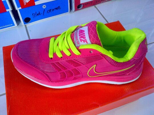 SEPATU NIKE AIR MAX GRADE ORI BERKUALITAS DENGAN HARGA BISA DIATUR LAH