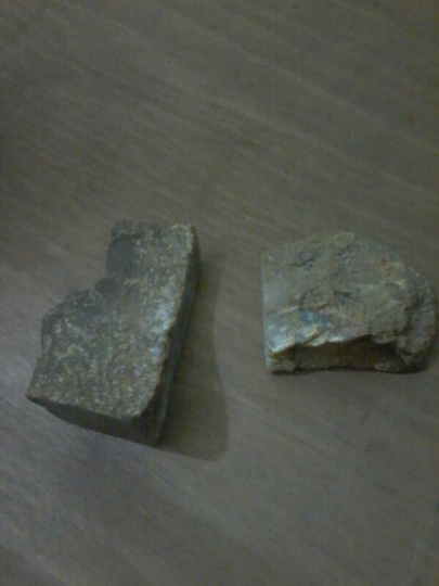 rough bacan doko batang coklat dan obi keras padat