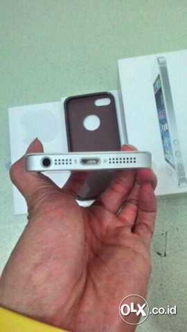 Dijual cepat : iPhone 5 16Gb White