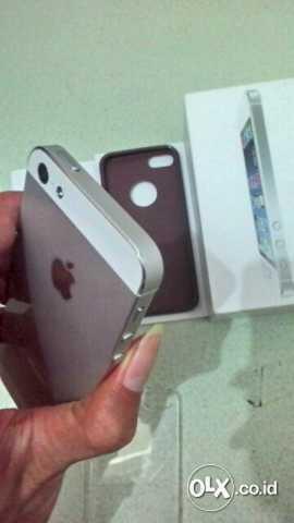Dijual cepat : iPhone 5 16Gb White