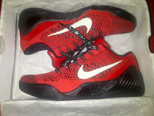 FS original nike kobe 9 elite low university red size 10 murah...lebron,kd,jordan