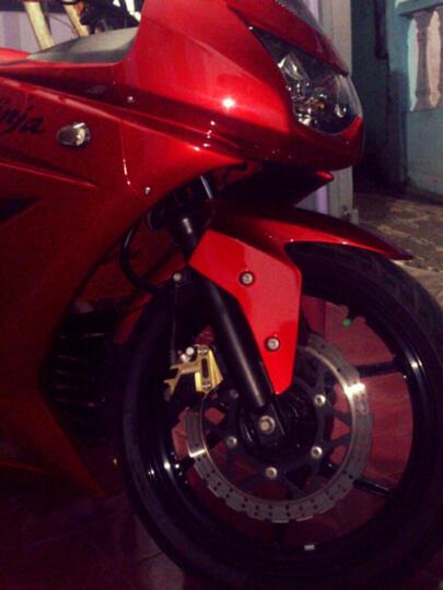 FOR SALE NINJA 250 THN 2011 BLN 7 GREESSS!!!!!!